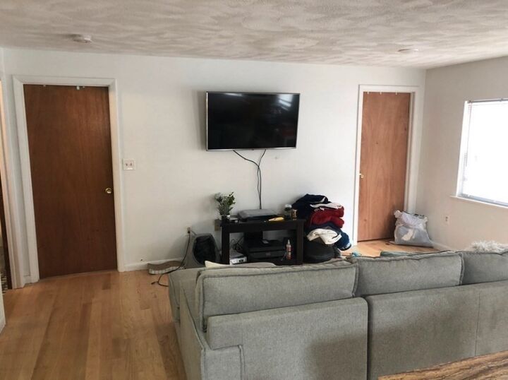 Property Photo:  314 East 8th St 1  MA 02127 