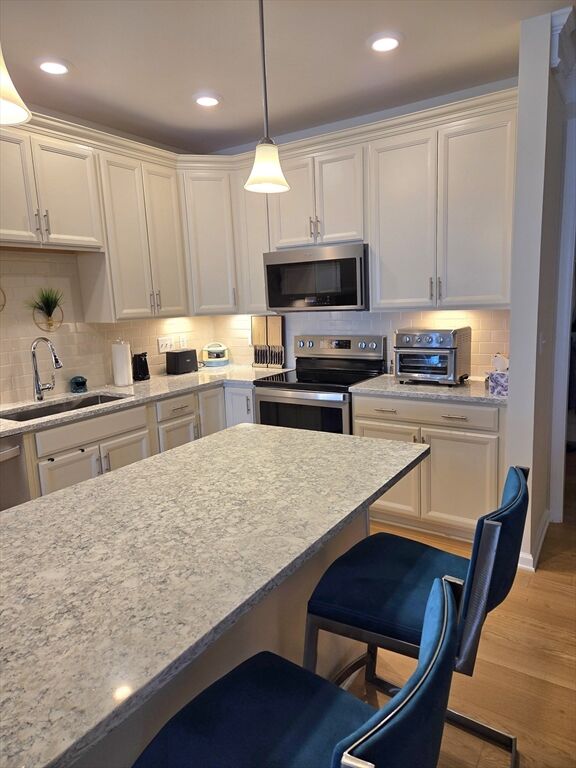 Property Photo:  12308 Peters Farm Way 308  MA 01581 