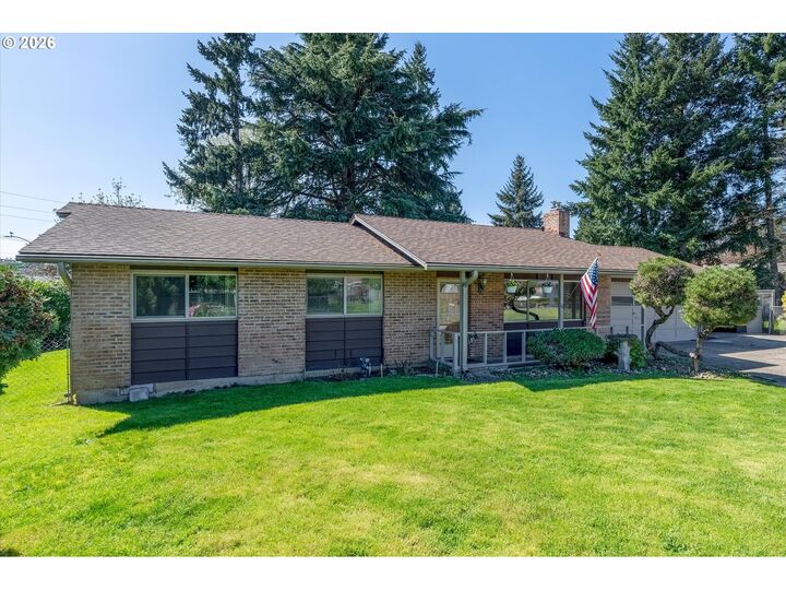 Property Photo:  2504 NE 84th Ave  WA 98662 