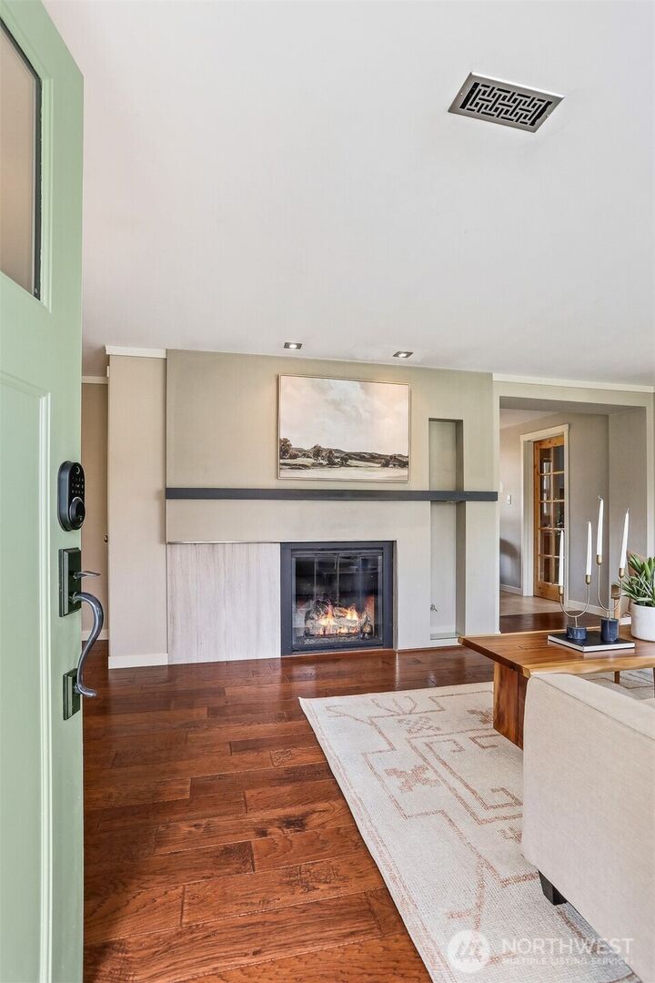 Property Photo:  11545  34th Avenue NE  WA 98125 