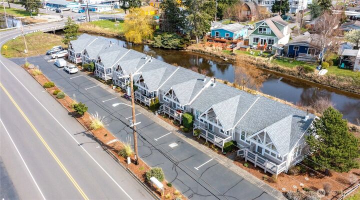 Property Photo:  7572  Birch Bay Dr 7  WA 98230 