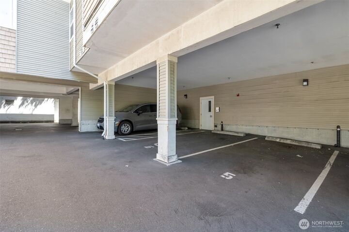 Property Photo:  11424  1st Avenue S 103  WA 98168 