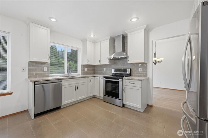 Property Photo: 27213 32nd Place S WA 98001