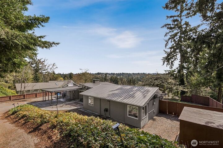 Property Photo:  17220  Sylvester Road SW  WA 98166 