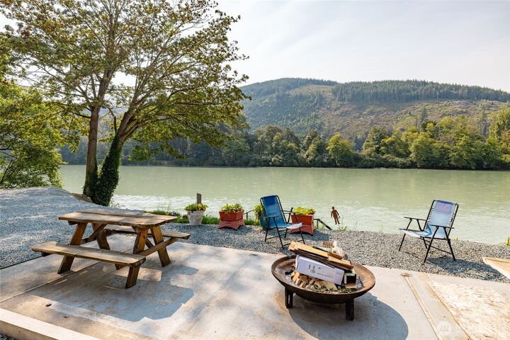 Property Photo:  23704  Cove Road  WA 98284 