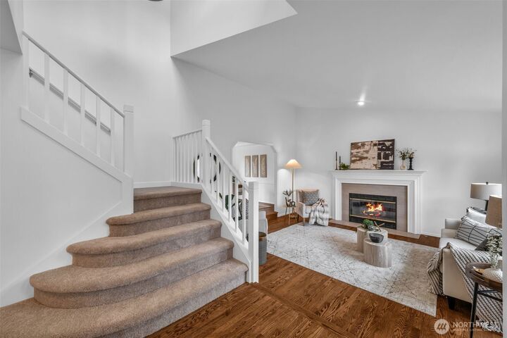 Property Photo: 3915 245th Court SE WA 98029