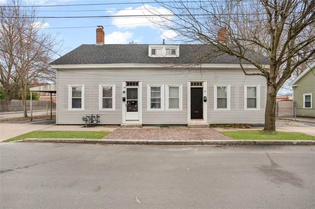 Property Photo:  49 Oak Street  RI 02910 