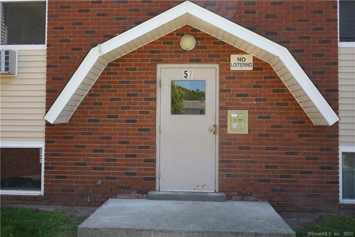 Property Photo:  57 Glade Street A2  CT 06516 