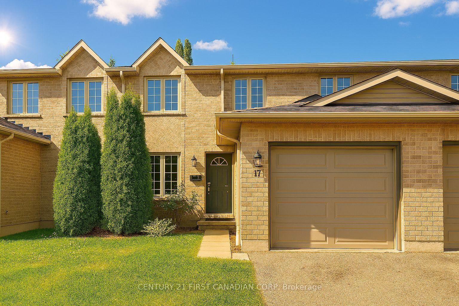 Property Photo:  340 Ambleside Drive 17  ON N6G 4Y5 
