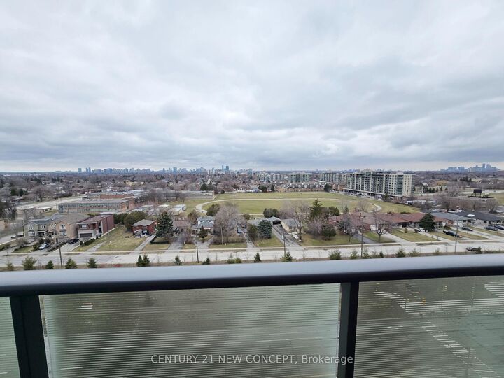 Photo de la propriété:  10 De Boers Drive 1105  ON M3J 0H1 