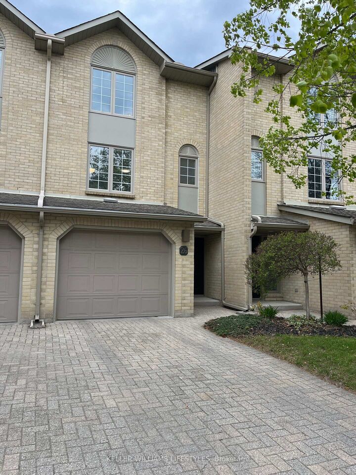 Property Photo: 1399 Commissioners Road W 26 ON N6K 4G9