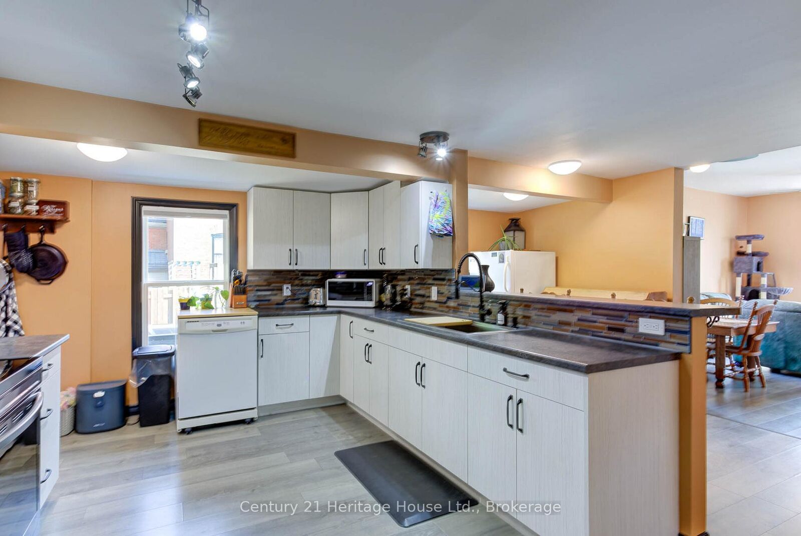 Property Photo: 276 12th Street ON N4N 1V3