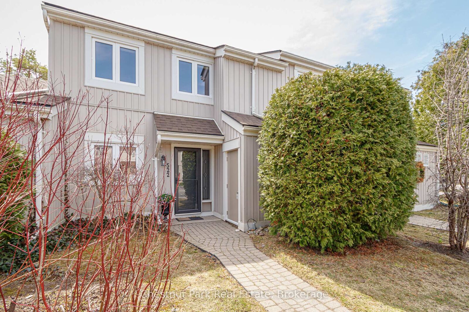 Property Photo: 522 Oxbow Crescent ON L9Y 5B4