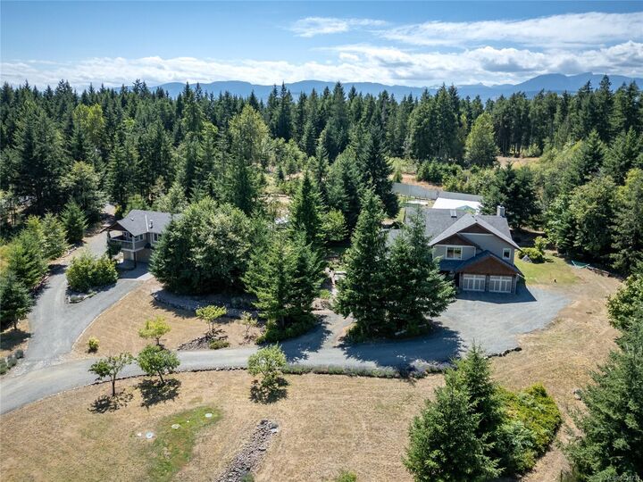 Property Photo: 7455 Rodger Rd BC V0R 2M0