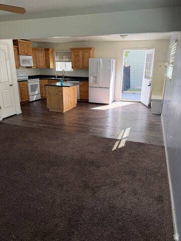 Property Photo:  695 W 760 S  UT 84321 