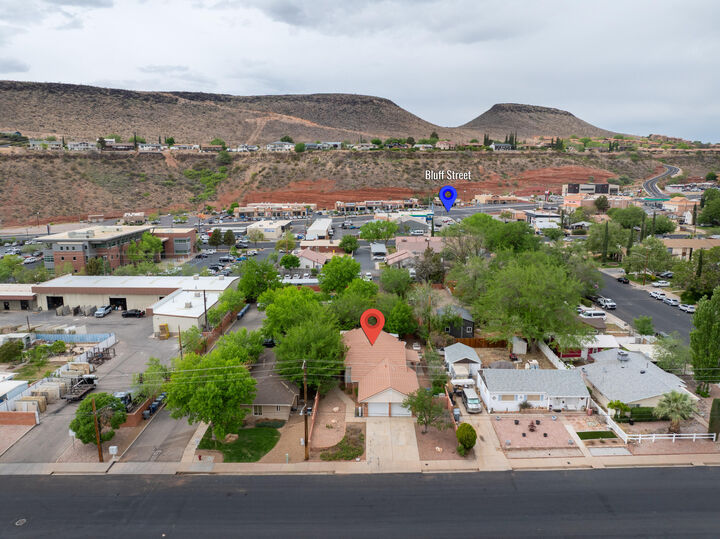 Property Photo:  269 N 400 W  UT 84770 