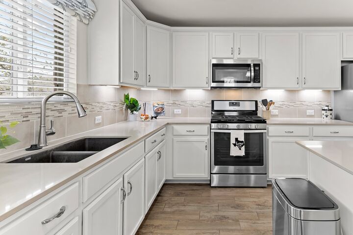 Property Photo:  610 Chambers Creek Court  TX 78633 