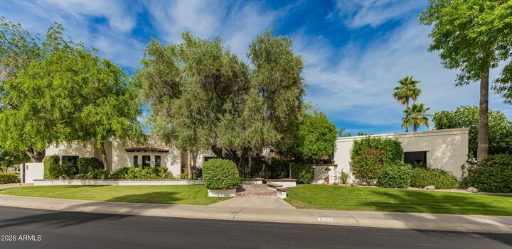 Property Photo: 8132 E Del Barquero Drive AZ 85258