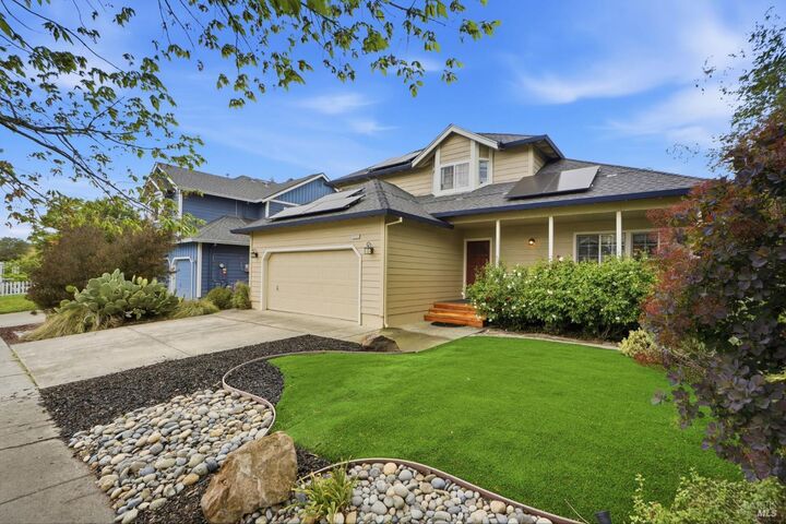 Property Photo: 1731 Walnut Creek Drive CA 95403