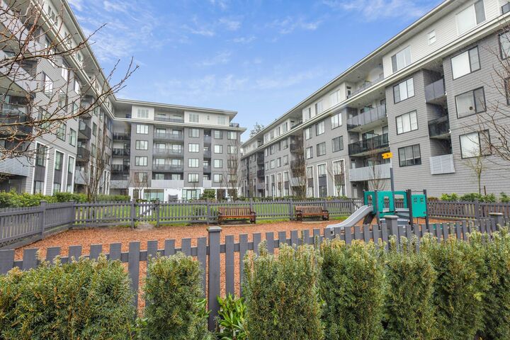 15835 85 Avenue 308 — photo 1