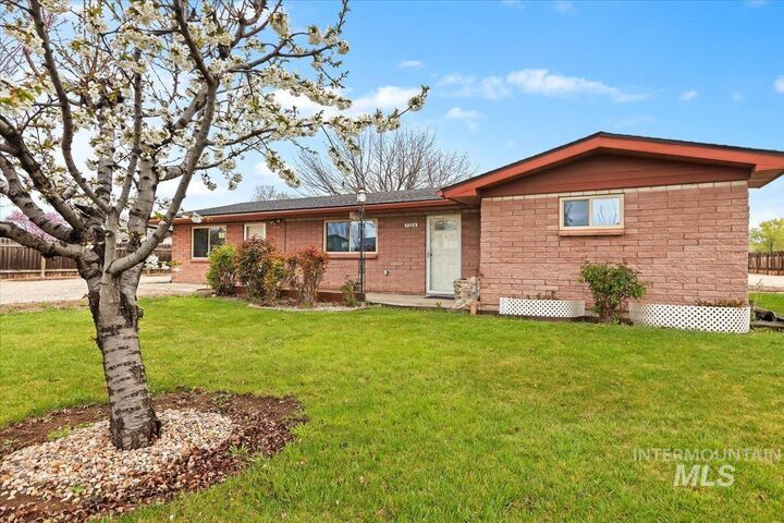 Property Photo:  7226 Cherry Lane  ID 83687 