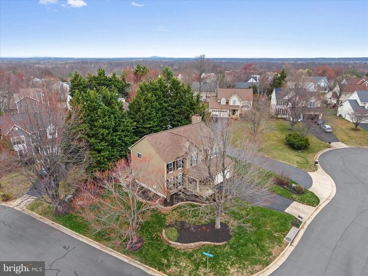 Property Photo:  20547 Birchfield Place  VA 20165 