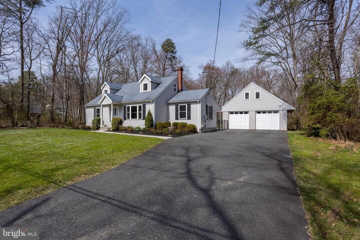 Property Photo: 1604 Holly Drive MD 21085