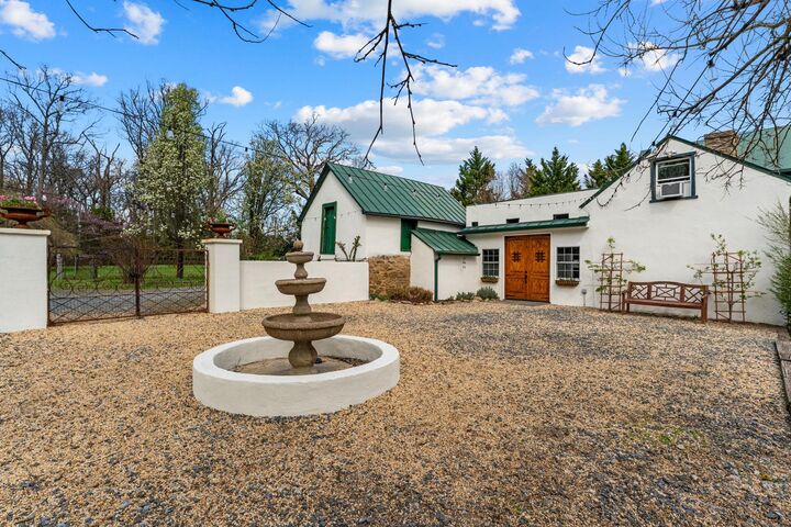 Property Photo:  4094 Whiting Road  VA 20115 