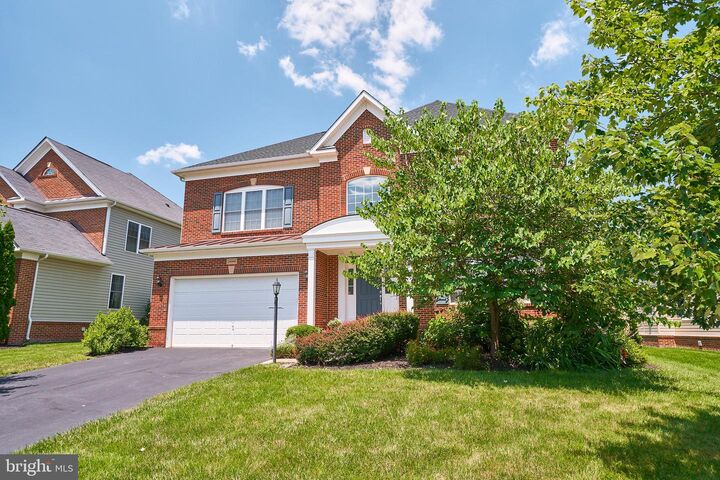 Property Photo:  42330 Rising Moon Place  VA 20148 