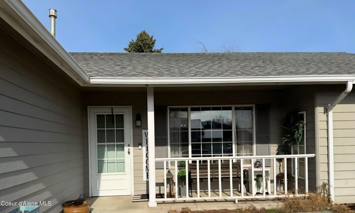 Property Photo: 906 E Glacier Peak Dr ID 83854