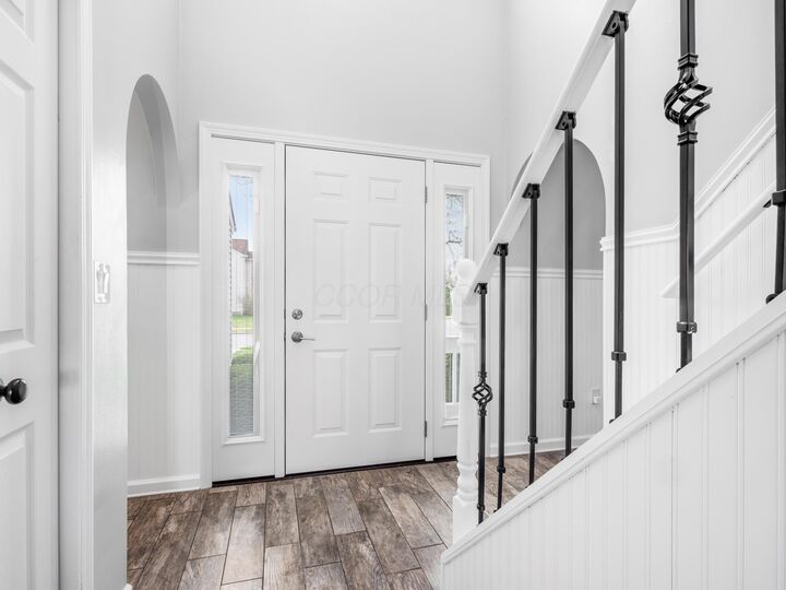 Property Photo:  5777 Empire Mills Run  OH 43110 