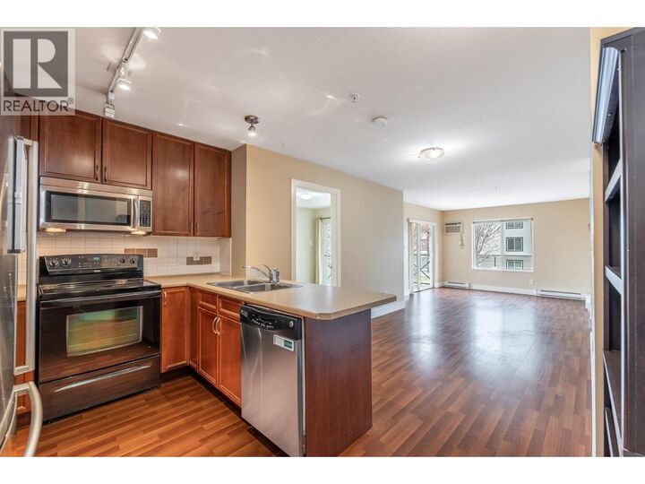 Property Photo: 256 Hastings Avenue 203 BC V2A 2V6