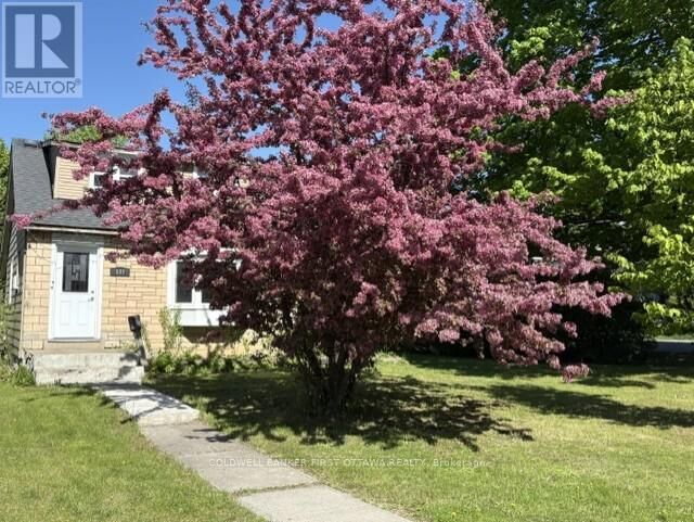 Property Photo:  185 Compton Avenue  ON K2B 5A6 