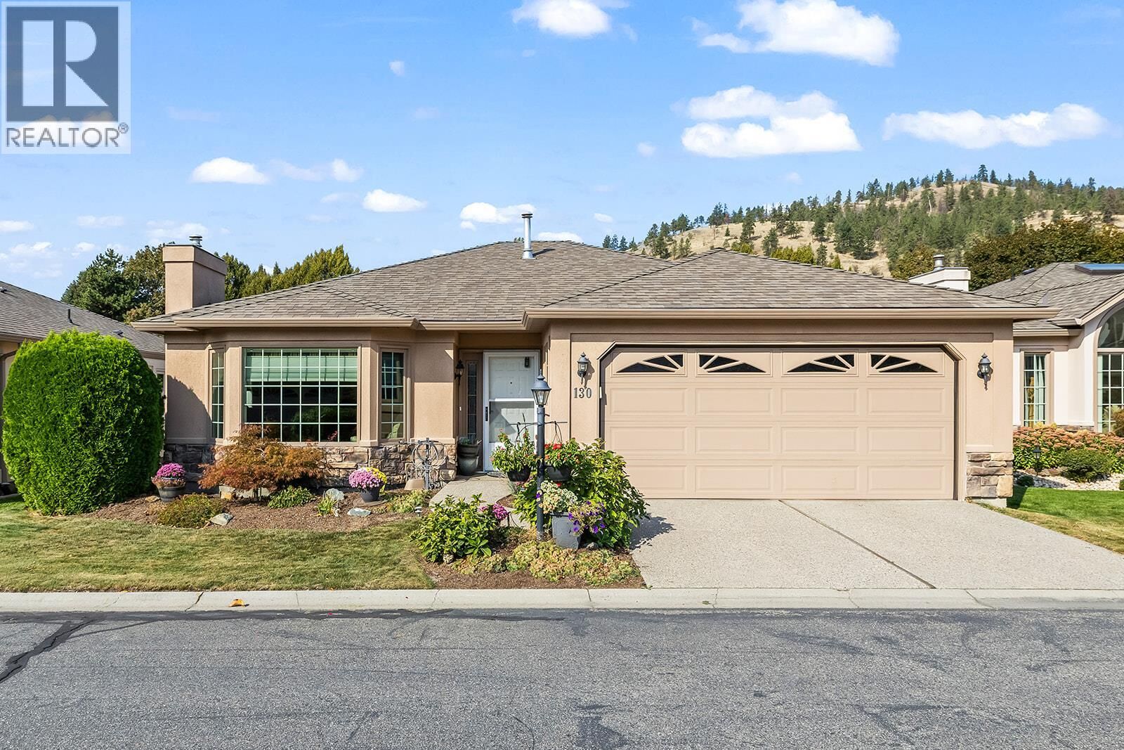 Property Photo: 595 Yates Road 130 BC V1V 1P8