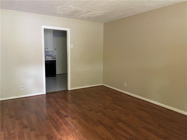 Property Photo: 4070 Tilly Mill Road GA 30360