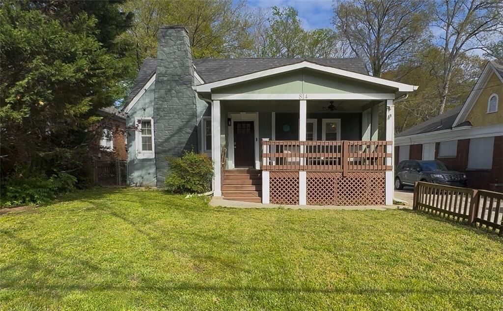 Property Photo: 814 Moreland Avenue SE GA 30316