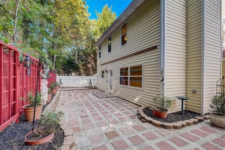 Property Photo:  3859 Sunview Drive NW  GA 30101 