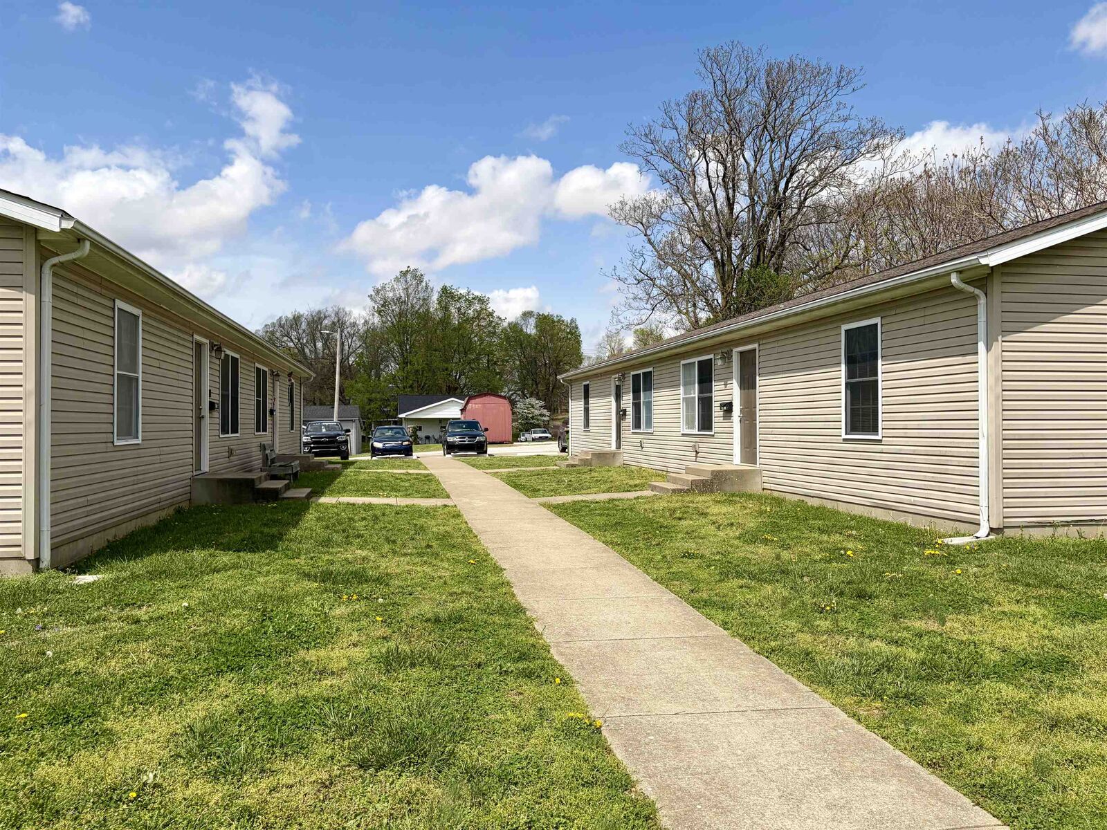 Property Photo: 445 & 453 S Ingram St KY 42420