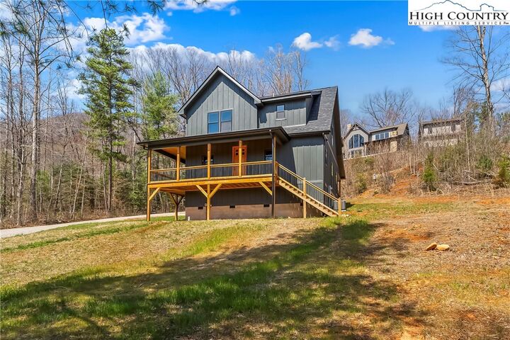 Property Photo:  189 Clinchfield Gap Road  NC 28752 