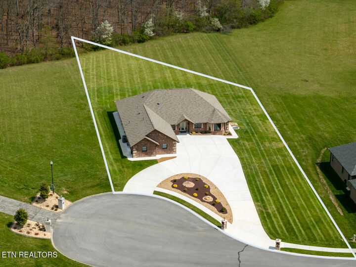 Property Photo: 42 Sycamore Rd TN 38555