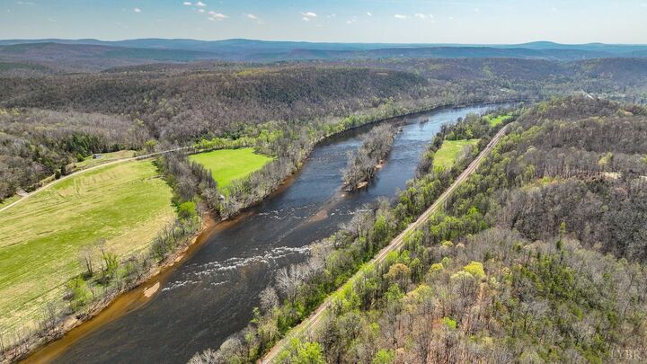 Property Photo: 384 McNeish Lane VA 24553