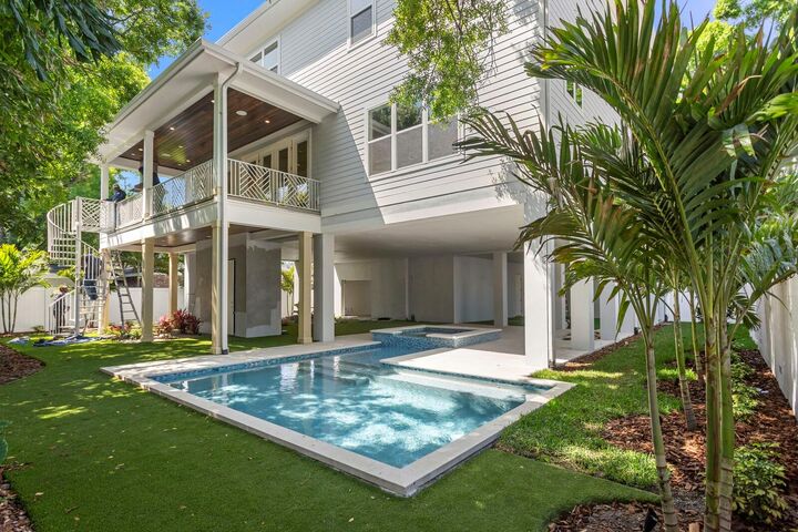Property Photo: 2312 S Occident Street FL 33629