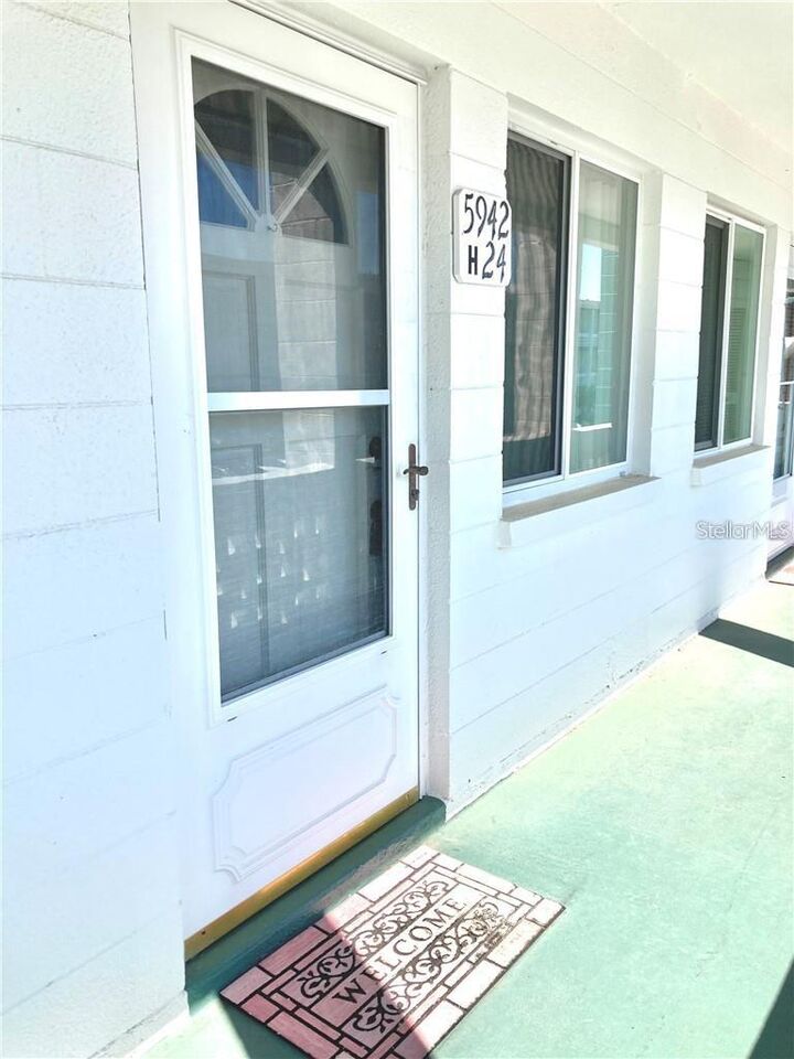 Property Photo:  5942 Welcome Road H24  FL 34207 