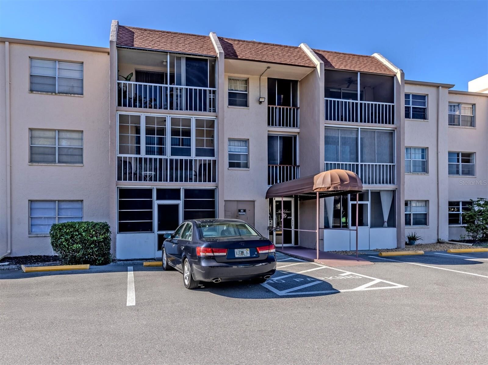 Property Photo: 519 Albee Farm Road 201 FL 34285
