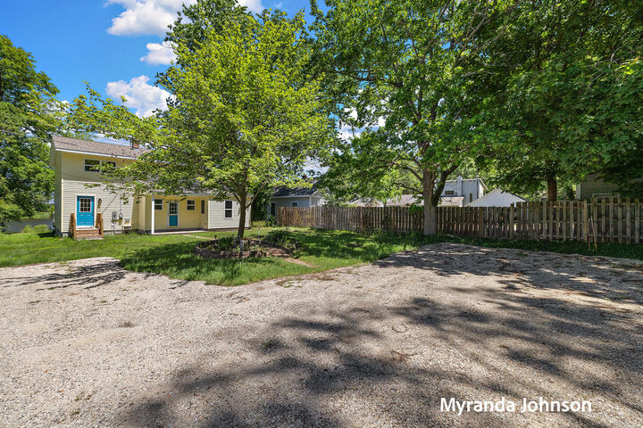 Property Photo: 14661 Mercury Drive MI 49417