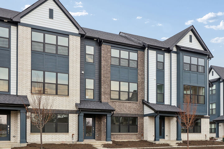 Property Photo:  6318 Lexington Street  IL 60053 