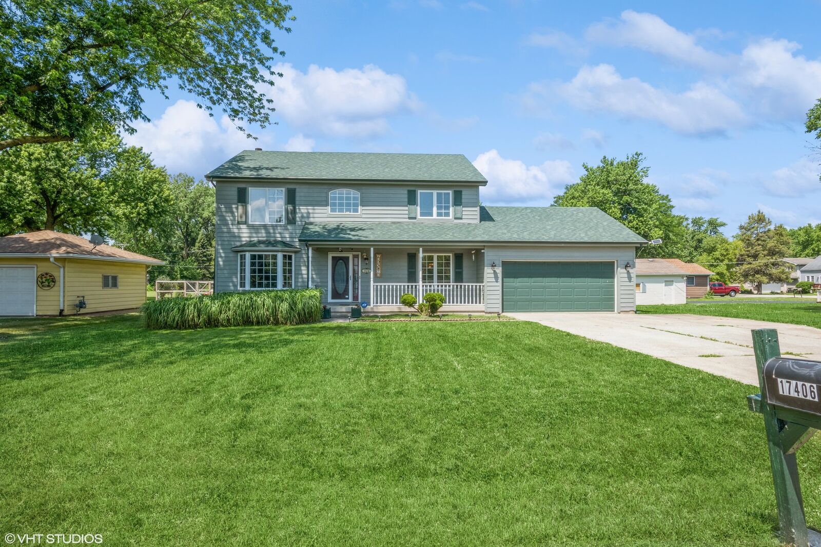 Property Photo:  17406 Lathrop Avenue  IL 60429 