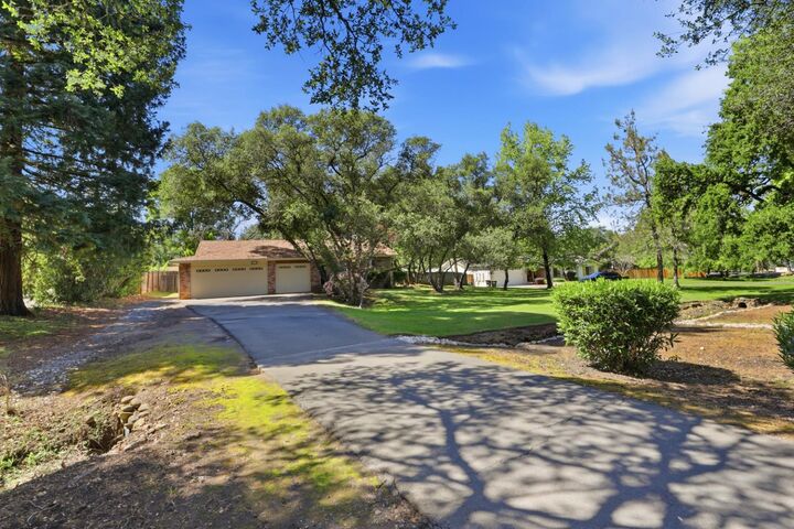 Property Photo: 9410 Oak Leaf Way CA 95746
