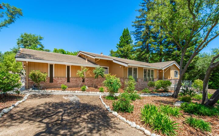 Property Photo:  8498 E Hidden Lakes Drive  CA 95746 
