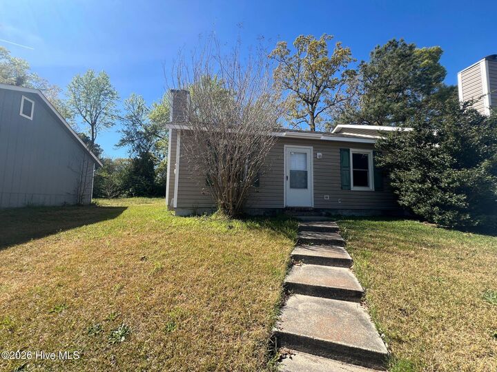 Property Photo:  109 Hickory Grove Drive  NC 28546 